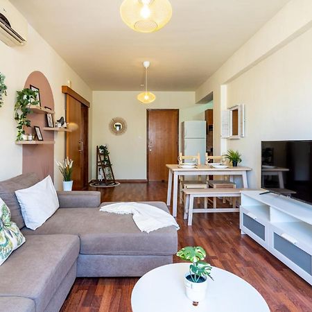 Celine'S 2 Bedrooms Apartment In Larnaca Center Dış mekan fotoğraf